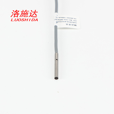 Sensor Kedekatan Miniatur Presisi Tinggi DC 3mm Diameter Flush Untuk Detektor Posisi